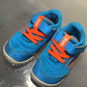 Reebok toddler size 5.5 tennis shoes